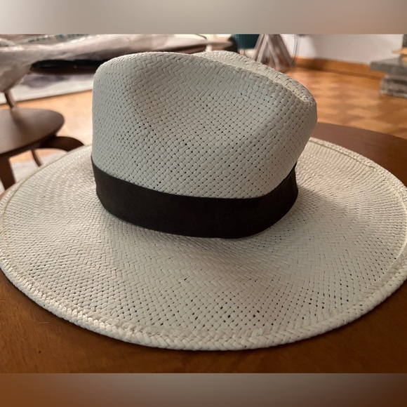 Janessa Leone Cream Hat with Black Band NEW WITH TAGS - Picture 8 of 13